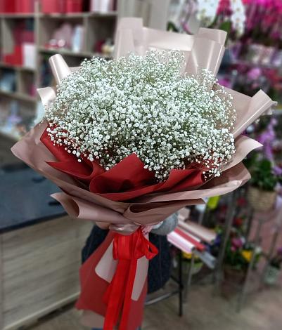 Букет цветов из: Гипсофила в Дунай