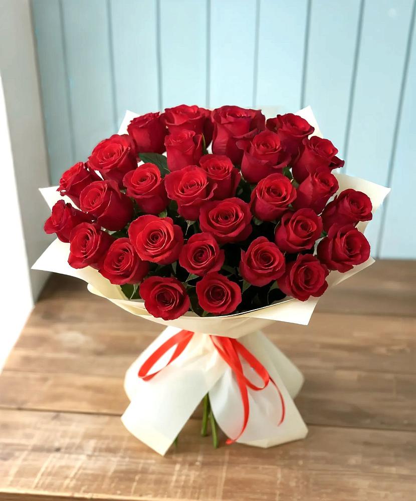 Букет 29 Красных роз в Дунай