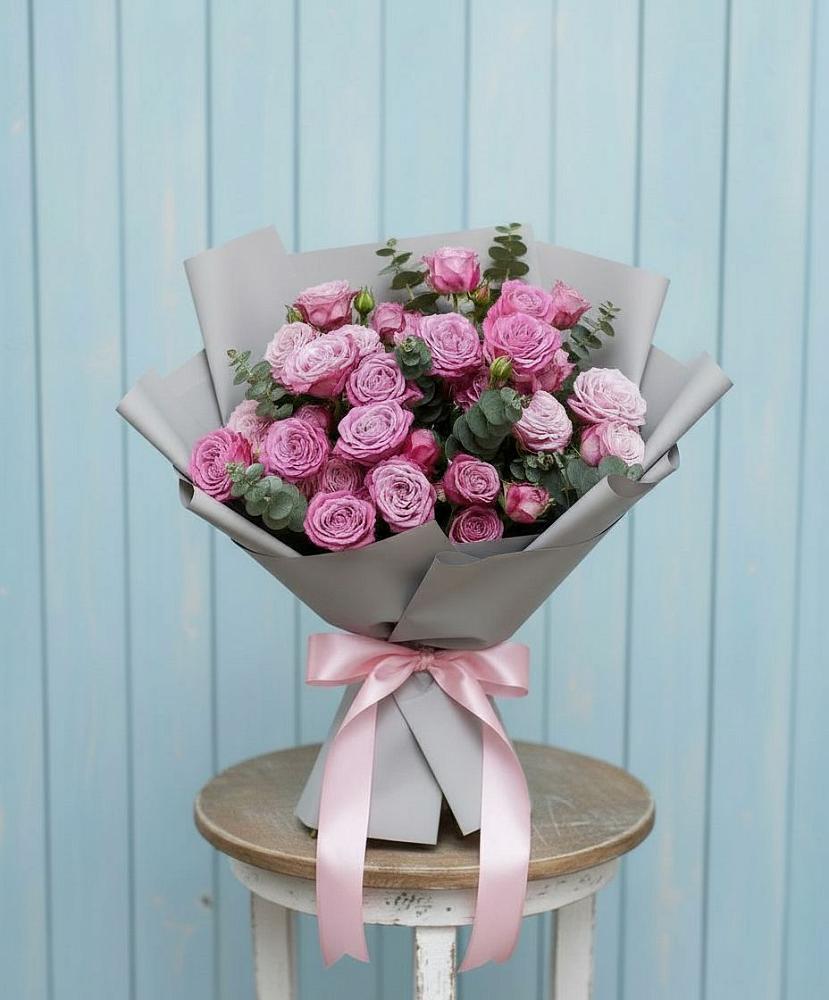 Букет цветов из: Розы в Дунай