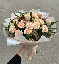 Букет Кремовые розы Латте в Дунай