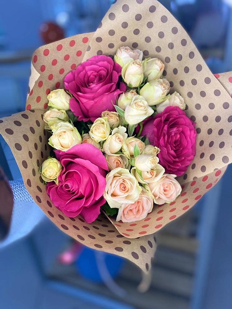 Букет цветов из: Розы в Дунай