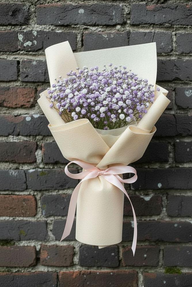 Букет цветов из: Гипсофила в Дунай