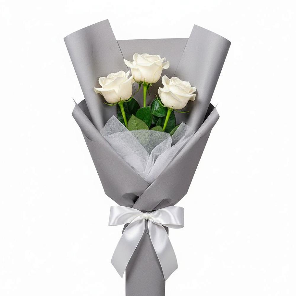 Букет 3 белые розы в Дунай