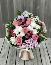 Букет цветов из:  Альстромерии, Гвоздики, Розы и Хризантемы в Дунай