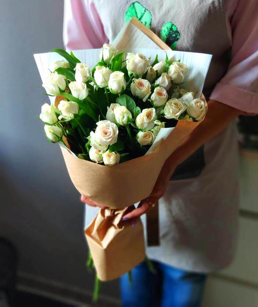 Букет цветов из: Розы в Дунай