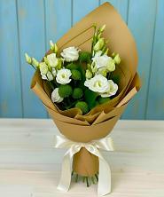 Букет цветов из:  Хризантемы и Лизиантусы в Дунай