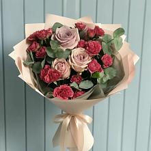 Букет цветов из:  Гвоздики и Розы #REPLACE_PRED# Дунай