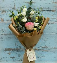 Букет цветов из:  Розы и Лизиантусы #REPLACE_PRED# Дунай