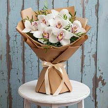 Букет цветов из:  Орхидеи и Розы в Дунай