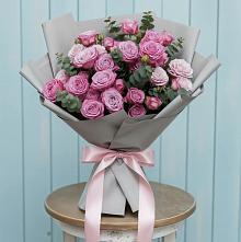 Букет цветов из:  Розы в Дунай